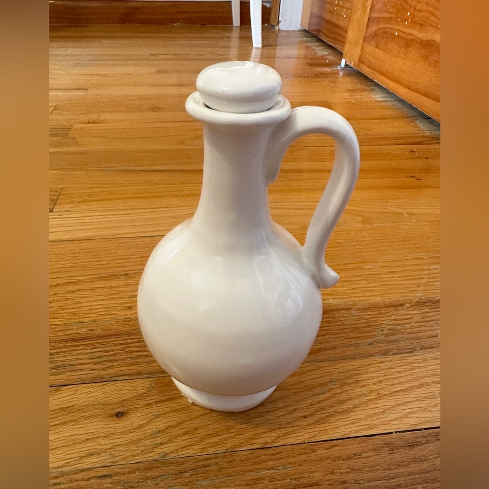 Crate & Barrel Sorrento Oil Carafe